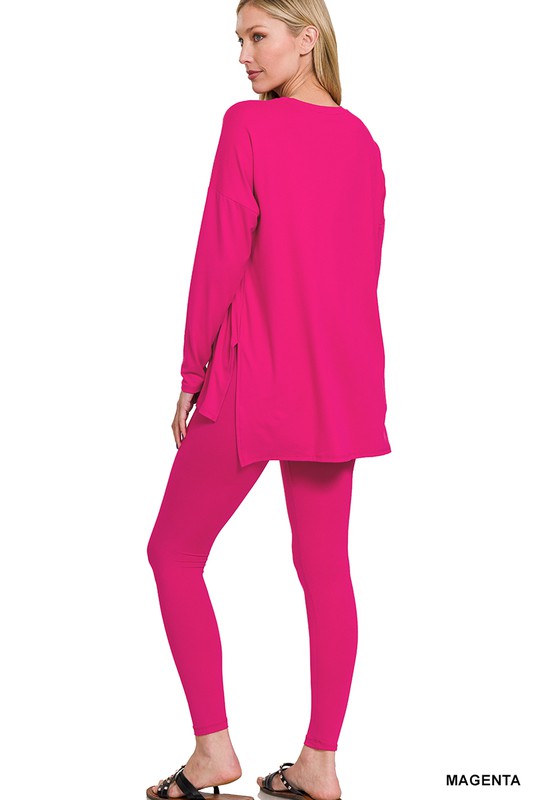 Pant Suit perfect for relaxing days at home or for a stylish and comfortable look while you're out and about.