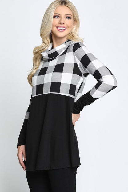 Plus Contrast Long Sleeve Turtle Neck Top.