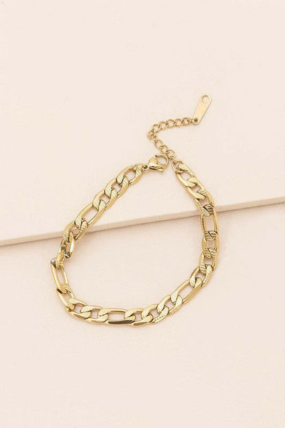 Thick and Thin Chain Bracelet.