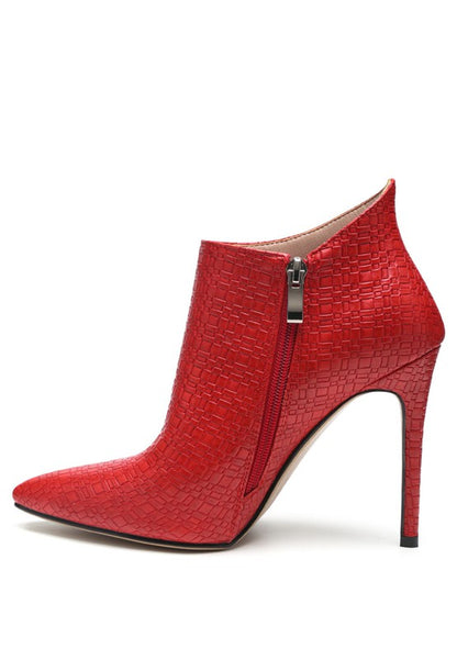 LOLITA WOVEN TEXTURE STILETTO BOOT.