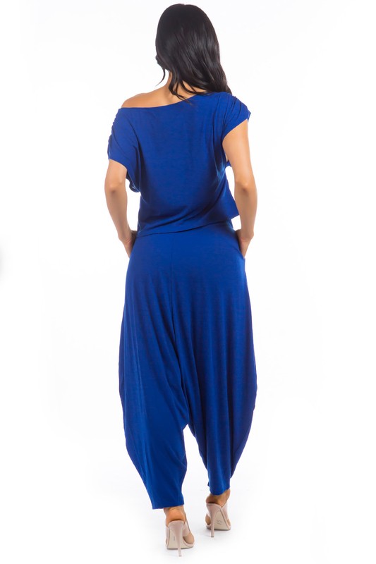 sexy tops look, round neckline, short sleeves elasticized waist hem style pant, side pocket