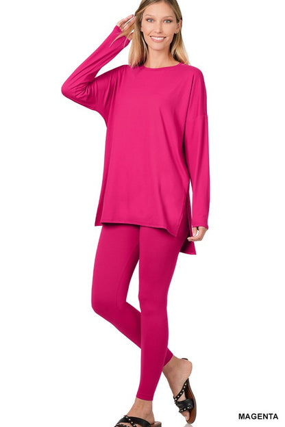 Pant Suit perfect for relaxing days at home or for a stylish and comfortable look while you're out and about.
